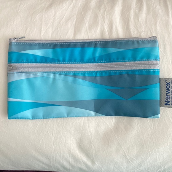 Norwex Other Limited Edition 2pocket Travel Bag Wave Pattern Bnwt